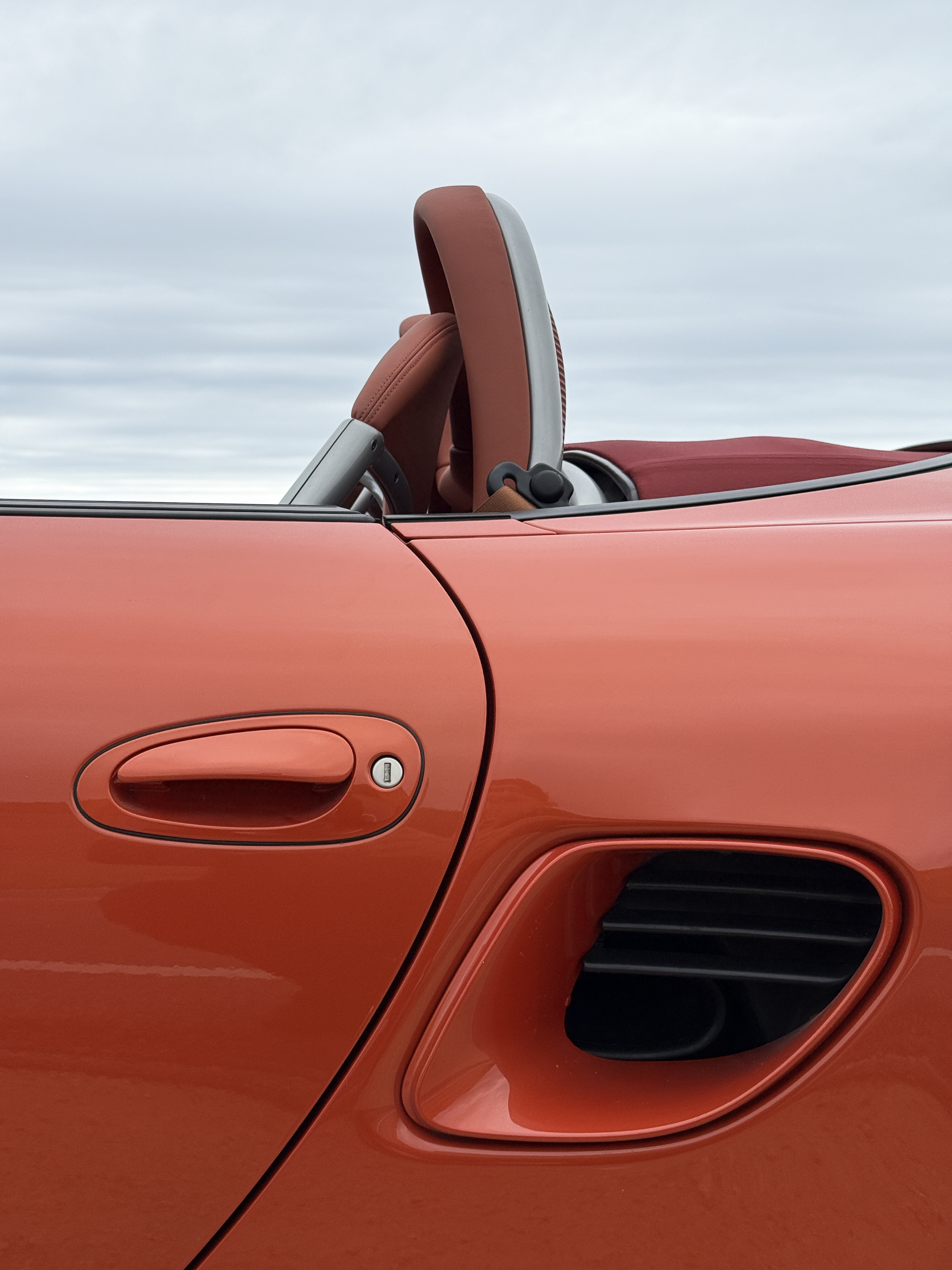 Boxster Red interior in TOY 02